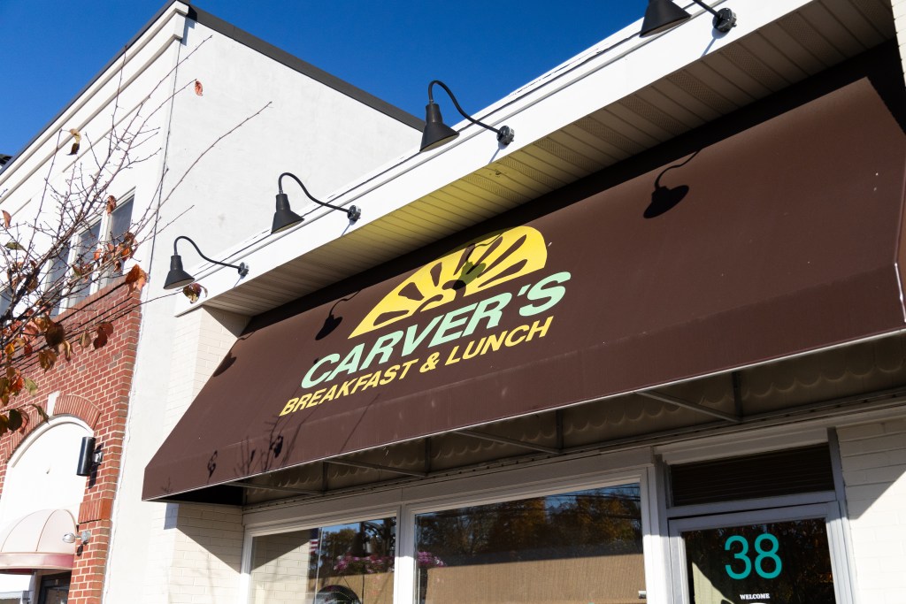 Carvers Breakfast & Lunch Restaurant, Denville Restaurants Guide